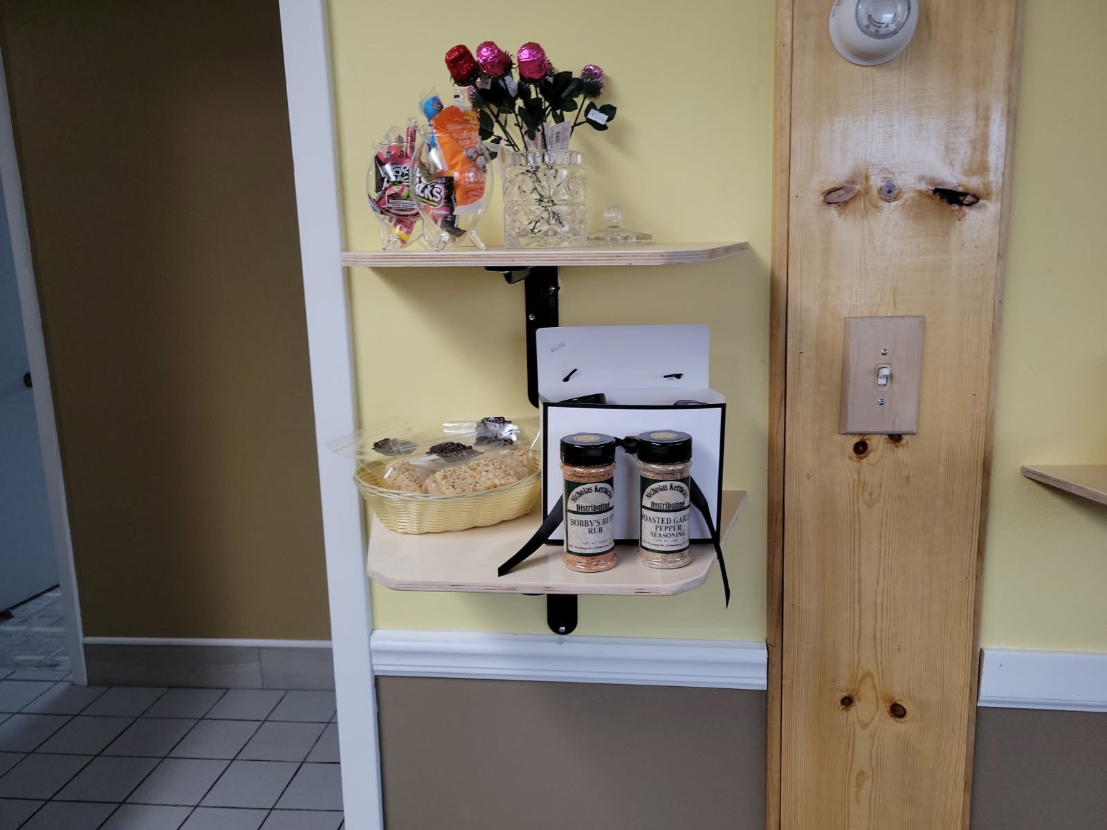 Nicholas Kerness spices and candy roses